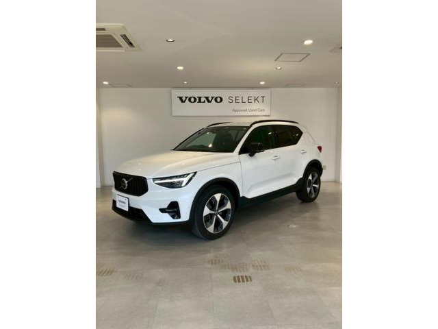 XC40 アルティメット B4 AWD ダークエディション 4WD 