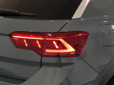 LEDテールランプ(ダイナミックターンインジケーター付)
