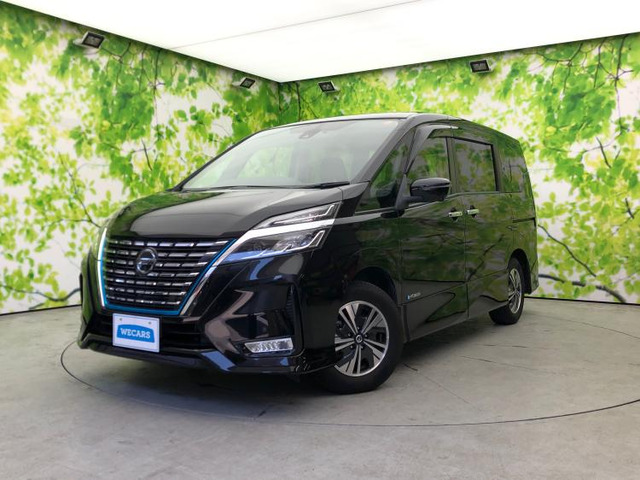 セレナ 1.2 e-POWER ハイウェイスター V 