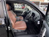 【安全】 自社整備工場完備!! 板金・車検工場も完備しておりますので、アフターもしっかりお任せ下さい!