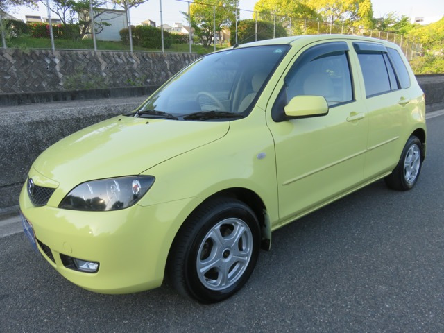 デミオ 1.3 コージー e-4WD 