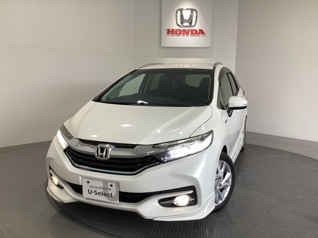シャトル 1.5 ハイブリッド Z 