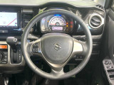 【純正革巻きステアリング】上質な革を使用することで、手にしっかり馴染みとても運転しやすいハンドルです♪