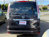セレナ 2.0 ハイウェイスター 4WD 