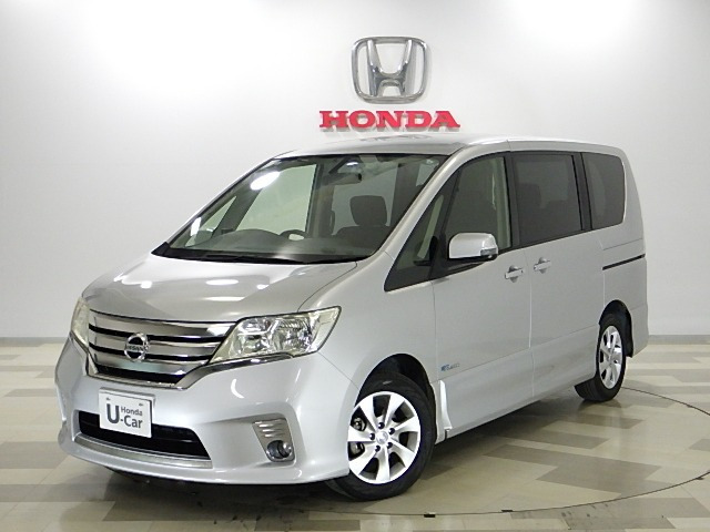 セレナ 2.0 ハイウェイスター S-HYBRID 