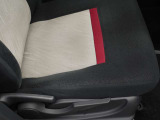 ☆上級グレードのモーダGが入庫いたしました☆内外装共に丁寧に扱われた1オーナー車☆新車時の清潔感が十二分に保たれた商品です☆車検も令和8年5まであり手間要らず☆現車確認大歓迎です☆