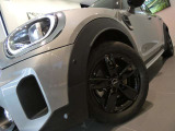 ミニクロスオーバー クーパー D オール4 プレミアム プラスパッケージ 4WD 