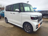 【届出済未使用車とは】自動車の分類では「新車」「中古車」この2種類しかありません。走行距離が100km未満かつ初度登録または初度届出された車両を「届出済未使用車」と呼んでいます。