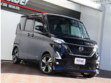 【車屋】として、長く車業界に従事した経験豊富なスタッフが多数在籍しております。