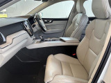 XC60  D4 AWD インスクリプション 4WD 本革シート