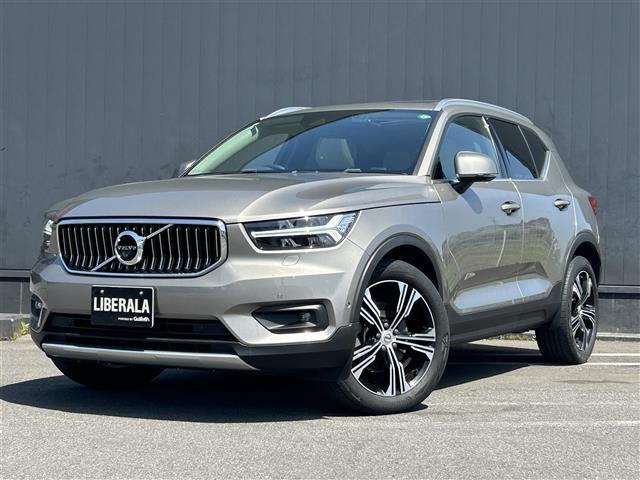 XC40 B4 AWD インスクリプション 4WD 4WD 本革シート