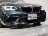 【キドニーグリル】BMWは約90年もの間、ほぼ全ての車両にひと目でBMWだと分かるこの特徴的なフロントグリルが備えられ、デザイン・アイコンとして親しまれてきました。