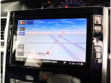 お車選びをお楽しみ頂けるよう、在庫車の展示スペースを十分に確保しております。