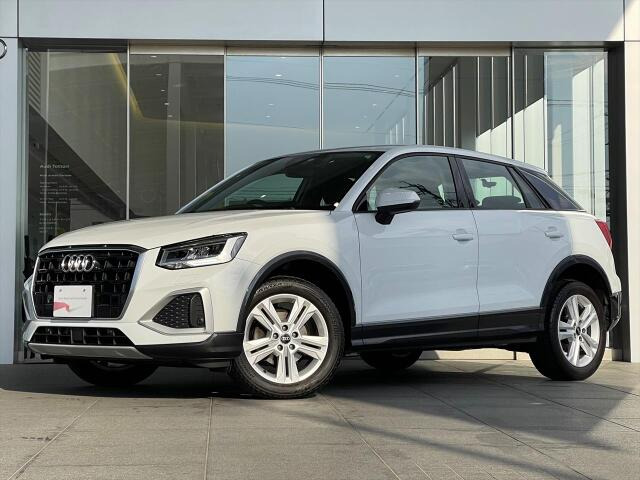 Q2 35 TFSI アドバンスド 