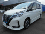 セレナ 1.2 e-POWER ハイウェイスター V 