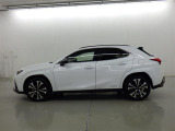 UX 250h Fスポーツ スタイル ブルー 4WD
