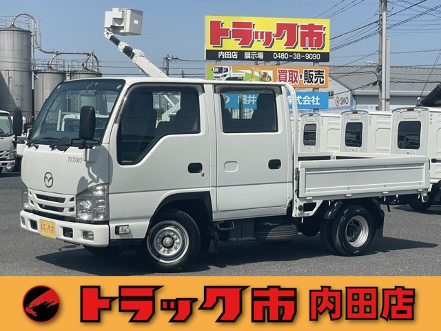 タイタン 3.0 ダブルキャブ DX フルワイドロー 1.5t Wキャブ 超低床 5速MT 電格