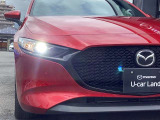 アダプティブLEDヘッドライト カメラや車速センサーと連動して、ハイ、ロー、ワイドローのLEDライトを常に最適な配光に自動制御する優れものです!