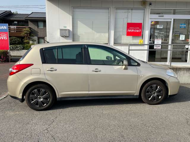 日産 ティーダ 1.5 15M の中古車詳細 (58,000km, シルキー