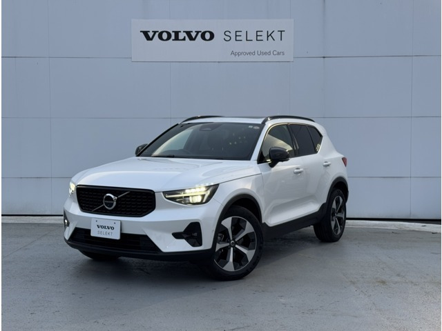 XC40 アルティメット B4 AWD ダークエディション 4WD 