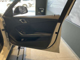 BMWを熟知したメカニックによる100項目の点検・整備を行います。不具合箇所、交換時期に達している部品に関しましては、全て当社負担で交換してからのご納車となります