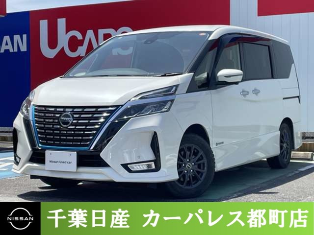 セレナ 1.2 e-POWER ハイウェイスター V 