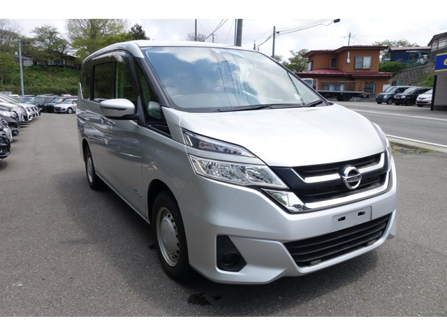 セレナ 2.0 B 4WD 