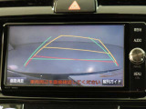 バックガイドモニターで、後方を確認しながら安心して駐車することができます。運転初心者も熟練者も必須の機能ですよ!