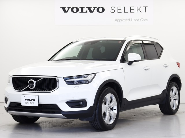 XC40 T4 モメンタム 