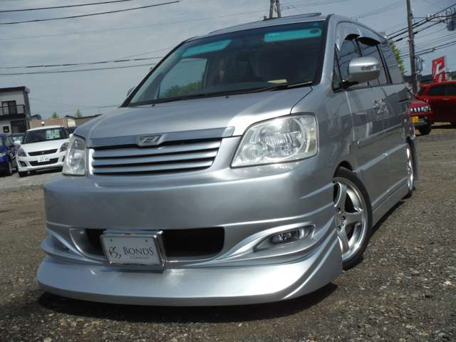 ノア　② トヨタ ノア 2.0 L 4WD 社外エアロ の中古車詳細 (98,000km