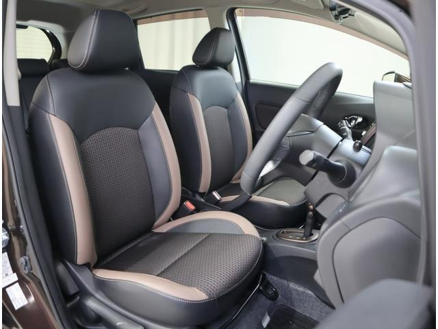 日産 ノート 1.2 e-POWER メダリスト・2016(H28)年式・ダーク