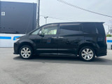 デリカD:5 2.2 D プレミアム 4WD 
