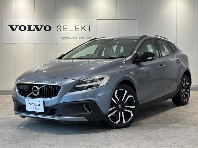 V40クロスカントリー D4 サマム ディーゼル 