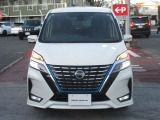 セレナ 1.2 e-POWER ハイウェイスター V 