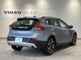 V40クロスカントリー D4 サマム ディーゼル 
