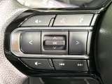 【ステアリングスイッチ】運転中、前方から目線をそらすことなく、オーディオ等の操作が可能な便利機能!安心&快適なドライブを演出してくれます♪