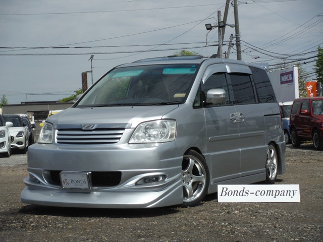 ノア 2.0 L 4WD 社外エアロ