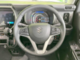 【純正革巻きステアリング】上質な革を使用することで、手にしっかり馴染みとても運転しやすいハンドルです♪