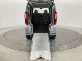 N-BOX G スロープ ホンダセンシング 車いす専用装備装着車 4WD 