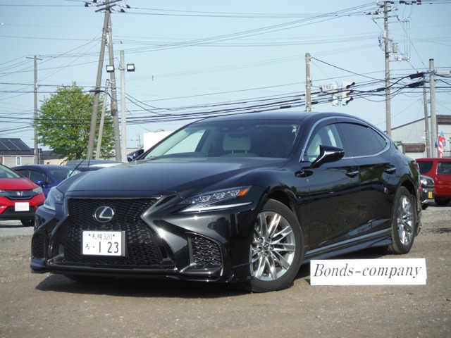 LS 500 エグゼクティブ 4WD サンルーフ・本革シート・ナビ・Bモニター