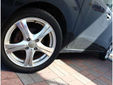 当店ではスポーツグレードや人気車種・上級グレードを主に仕入れ強化しております!中古車でお買い得感あるお車展示中となっておりますのでお客様のご来店、お見積もり依頼お待ちしております。