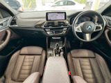X4 M40i 4WD 