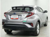 C-HR ハイブリッド 1.8 S LED パッケージ