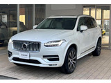 2024年式 『XC90 Ultimate B5 AWD』 登録済み未使用車外装色:クリスタルホワイト 内外装:チャコールメーカーオプション:BowersWilkinsプレミアムサウンドオーディオシス