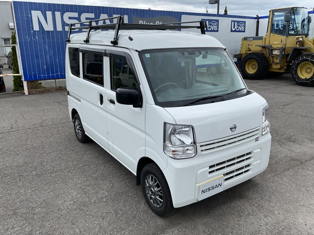 NV100クリッパー DX セーフティパッケージ ハイルーフ 5AGS車 4WD 