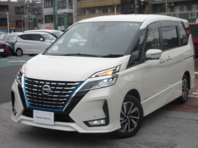 セレナ 1.2 e-POWER ハイウェイスター V 