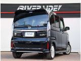 お車選びをお楽しみ頂けるよう、在庫車の展示スペースを十分に確保しております。