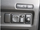 『1台』のお車に対して、こだわって仕入れを行っております。オプション装備装着車となります!
