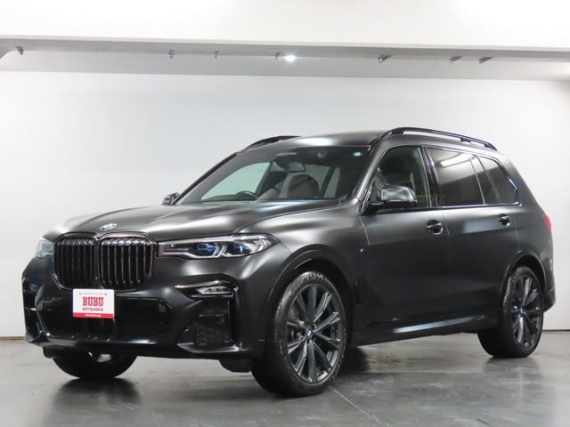 X7 エディション イン フローズン ブラックメタリック 4WD 