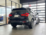 BMWのメカニックによる、100項目の納車前点検エンジン、ミッション、マフラー、電気系統やコンピュータなどを詳細に点検します。交換基準の部品があれば、純正部品を使用し整備した後にお客様にお渡しします。